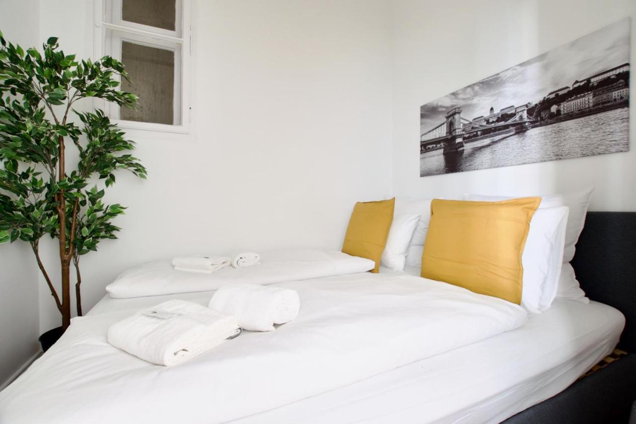 Premium Apartment By Hi5- Brody Street Budapest Eksteriør bilde